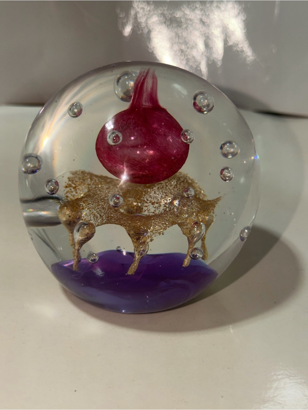 Vintage Dynasty Gallery Art Look Glass Paperweight  4”